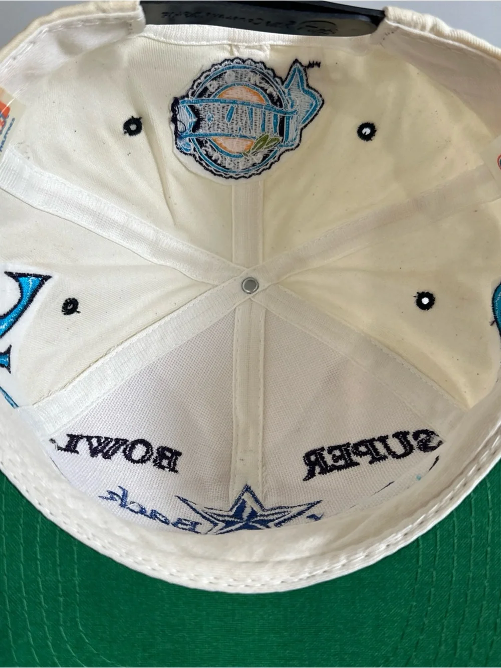 Vintage NWT Dallas Cowboys 'Back to Back Champions' White & Black Snapback Hat